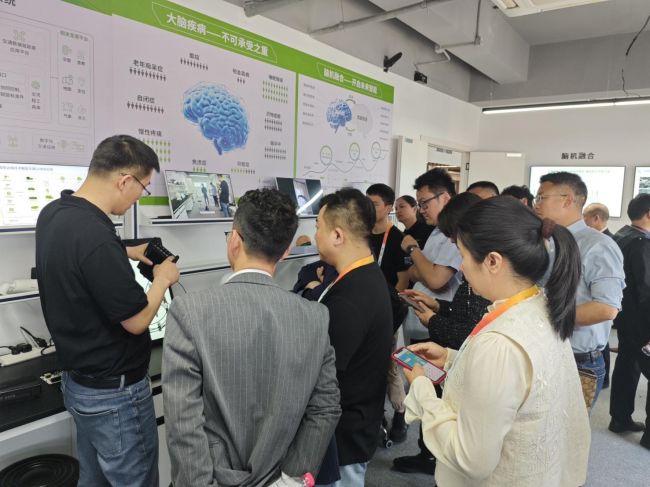 熵基科技：用非侵入式脑机接口，重塑教育、医疗与养老的未来(图3)